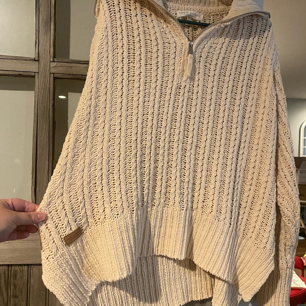 Simply southern pullover XL